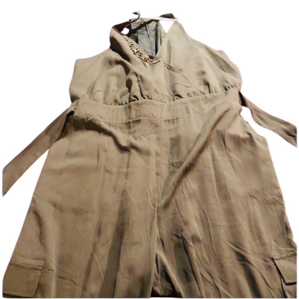 Venus 1X FITS 14-16 olive green jumpsuit V-neck embellished ,pockets NWT